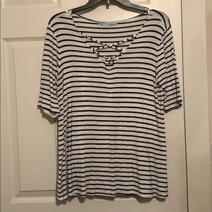 Black and white striped quarter sleeve shirt